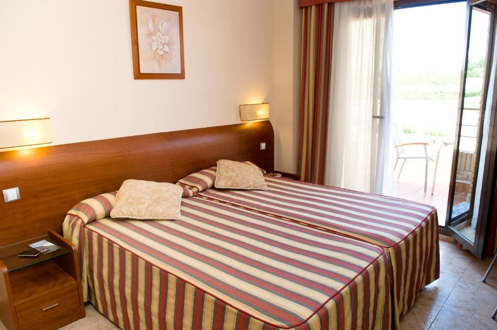 Torrijos Hotel Cheste Kültér fotó