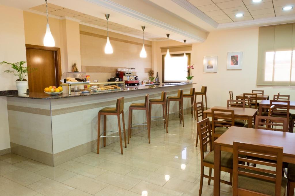 Torrijos Hotel Cheste Kültér fotó