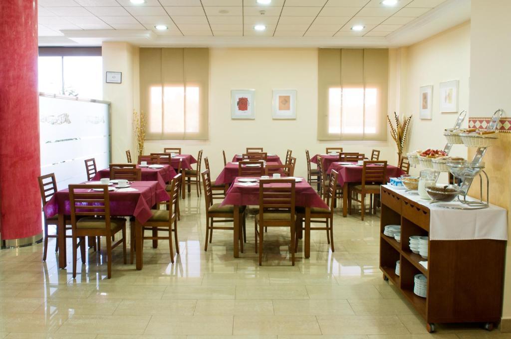 Torrijos Hotel Cheste Kültér fotó