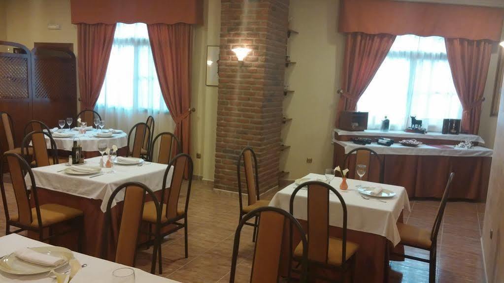 Torrijos Hotel Cheste Kültér fotó